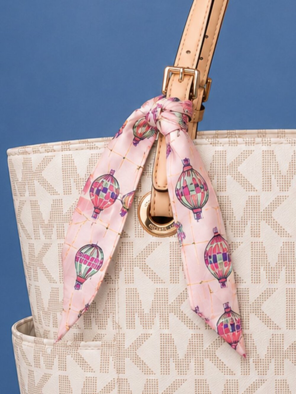 MICHAEL Michael Kors Jet Set Vanilla Logo-Print Tote Shoulder Bag - Picture 3 of 12